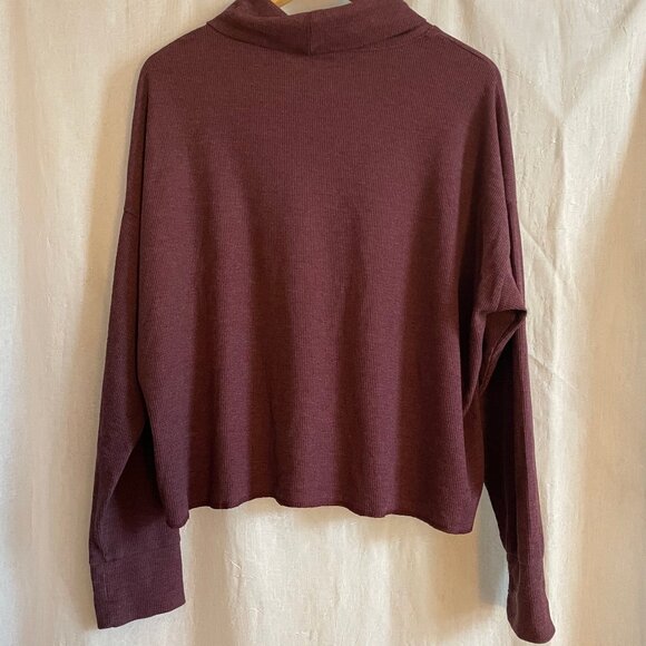 Purple Cropped Turtleneck - Picture 3 of 4